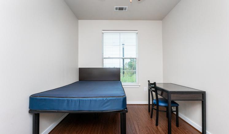 Centennial Bedroom cent6