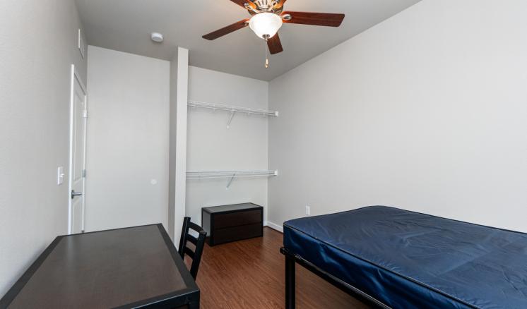 Centennial Bedroom 2 cent7